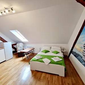 Teslova Nocleg ze śniadaniem Lublana